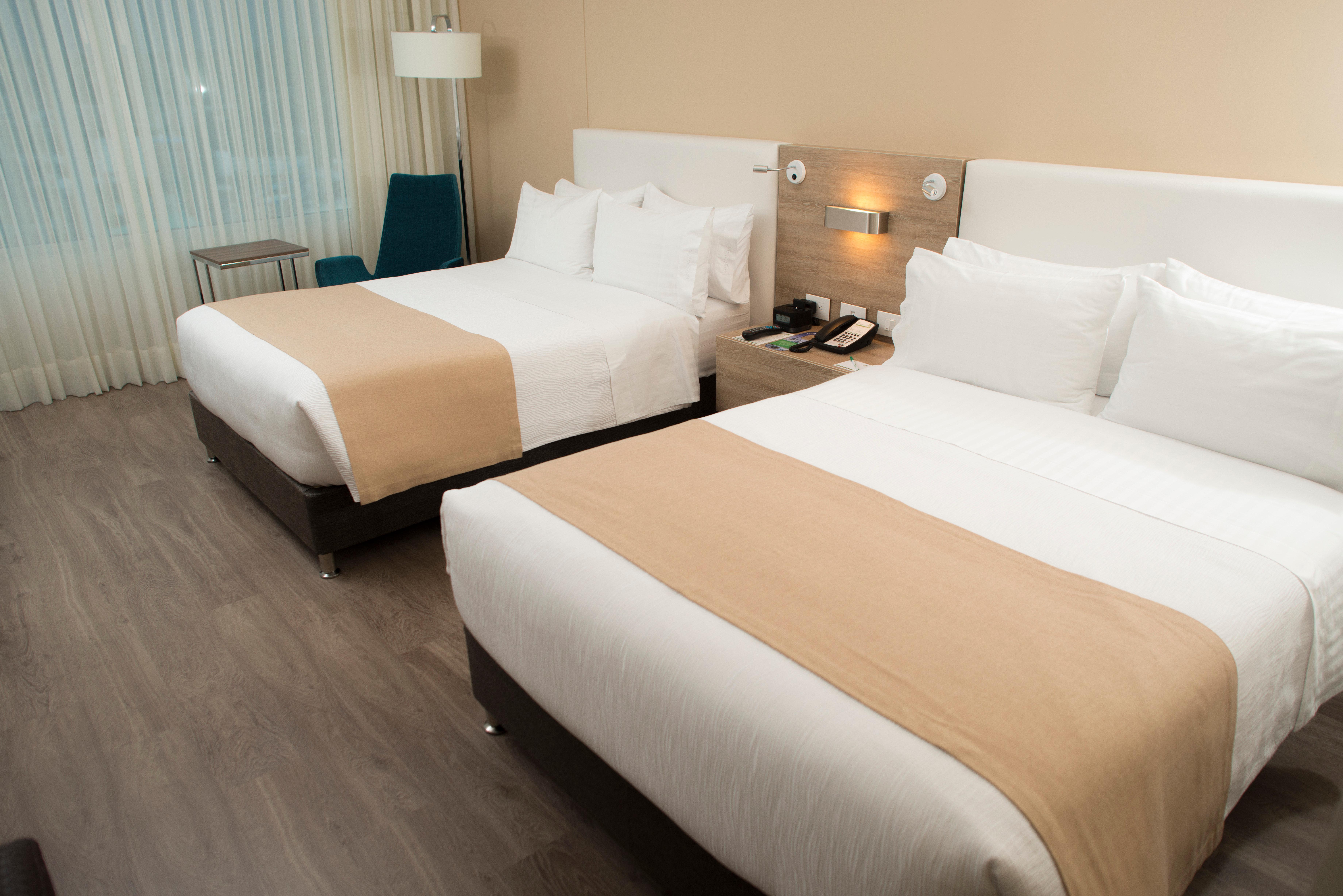 Holiday Inn Cucuta By Ihg Dış mekan fotoğraf A guest room at the hotel
