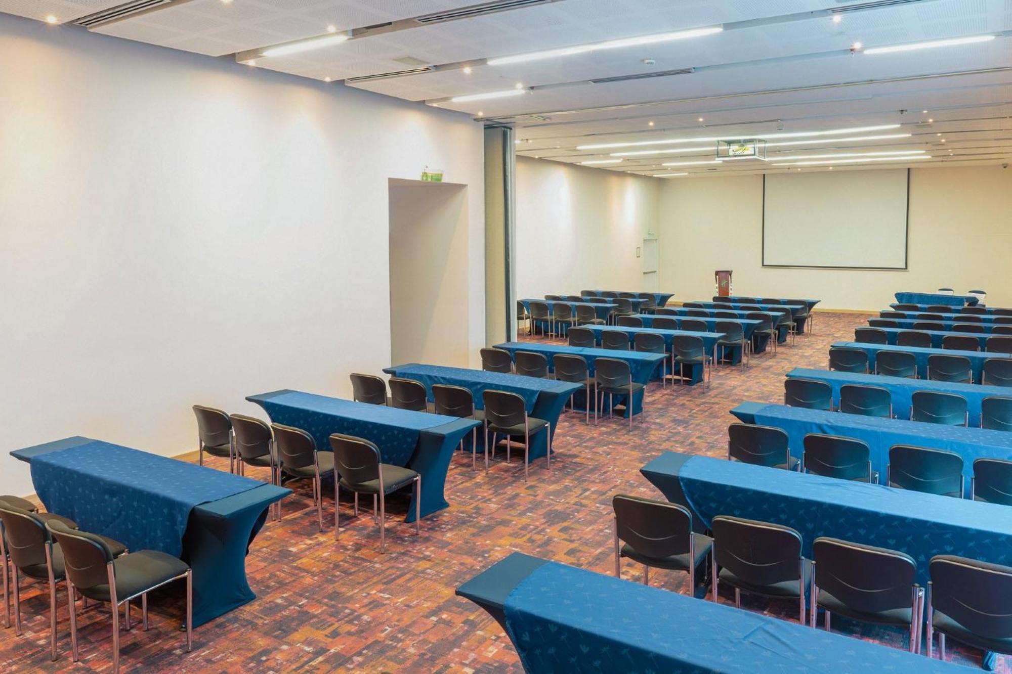 Holiday Inn Cucuta By Ihg Dış mekan fotoğraf The conference room